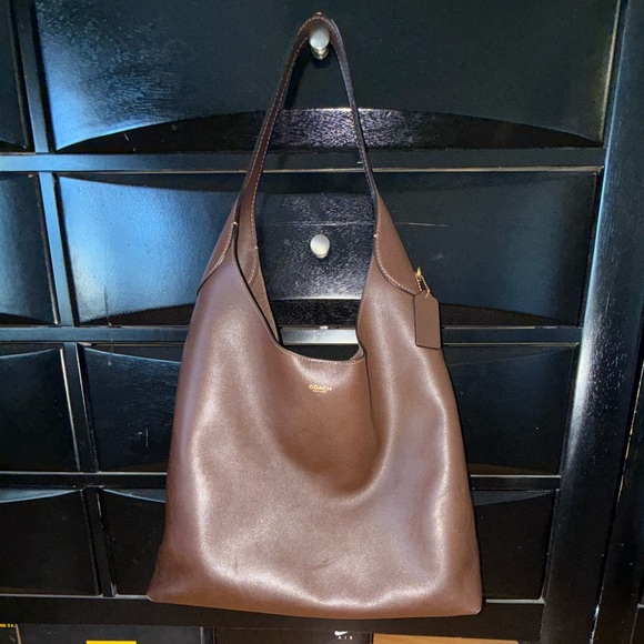 COACH Shoulder Brooklyn Bag 39 in Brass/Maple